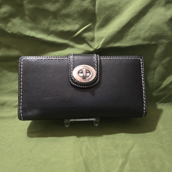 Coach Vintage Black Leather Wallet with Turn Lock & Checkbook Holder - Picture 1 of 9